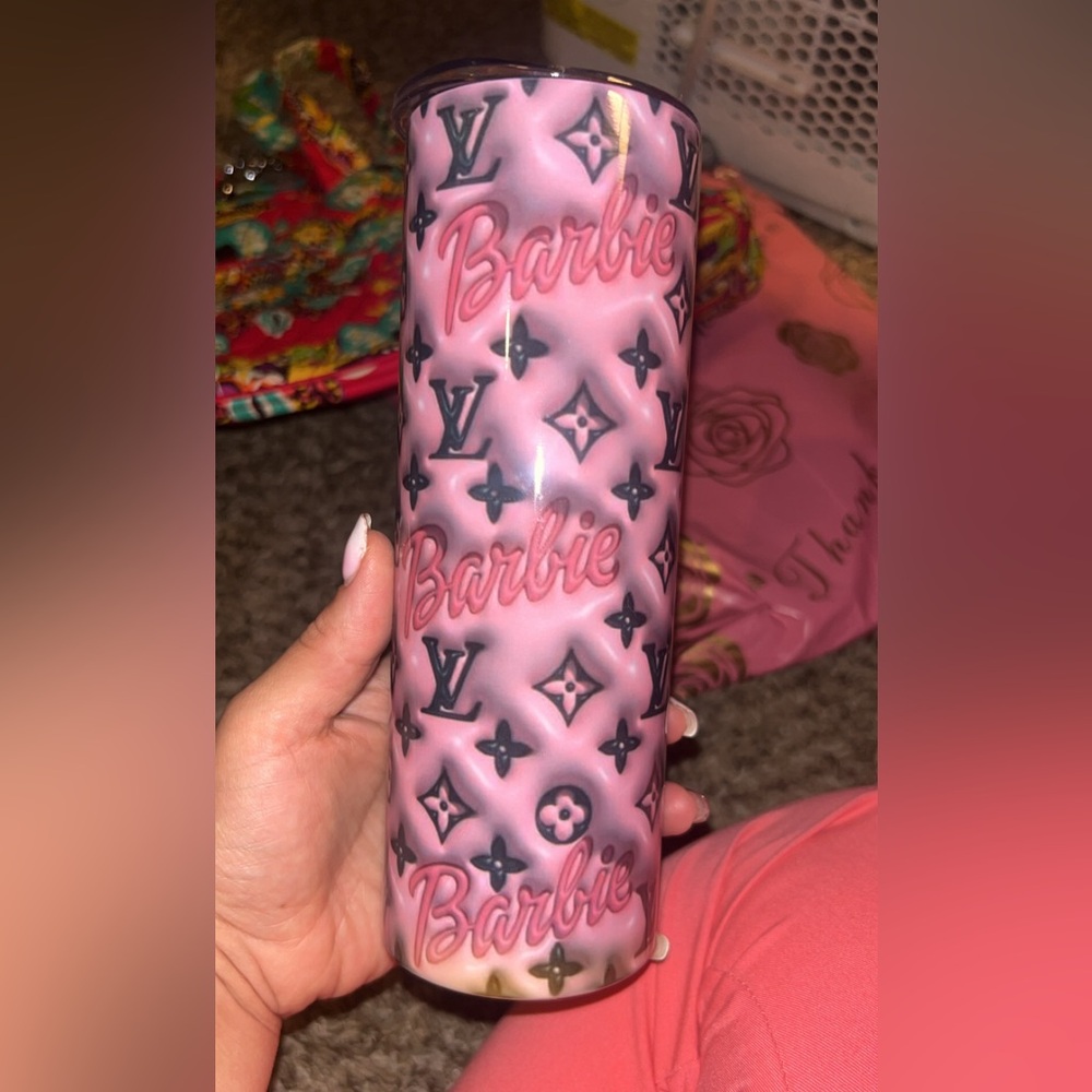 🎀Fashion VL designed tumbler🎀